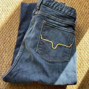 Kimes Sarah Jeans 10 x 32